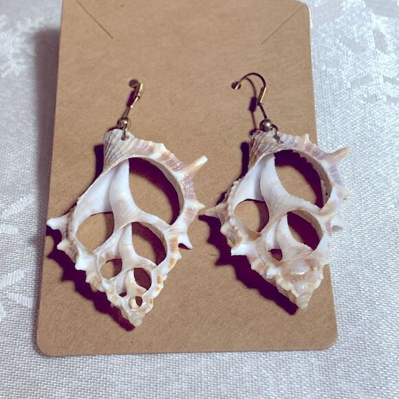 Natural Slice Shell Earrings 2.5” Vintage Gorgeous - Picture 1 of 5